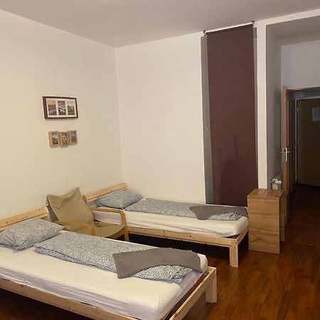 Apartments Spolkova Brno Extérieur photo