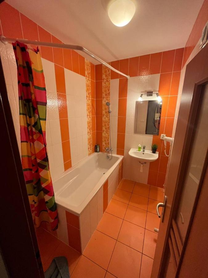Apartments Spolkova Brno Extérieur photo