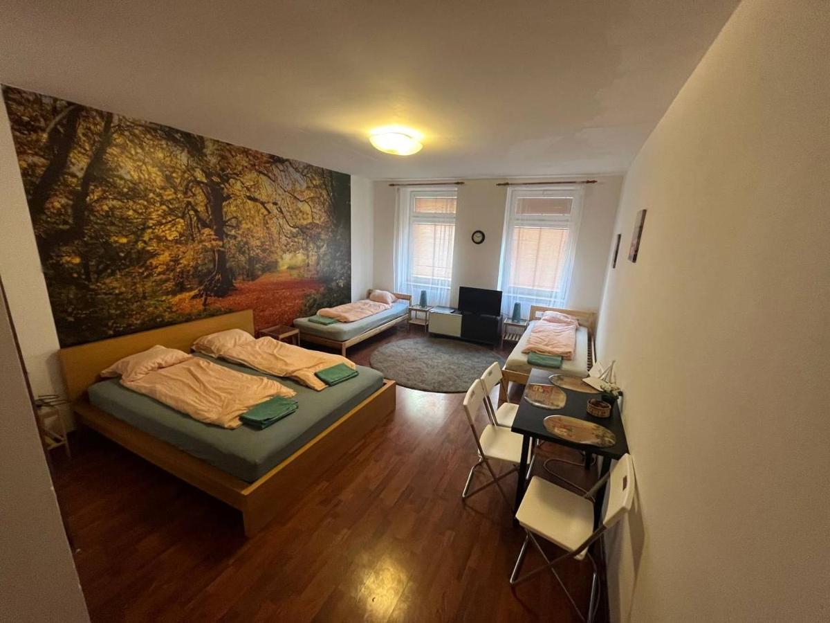 Apartments Spolkova Brno Extérieur photo